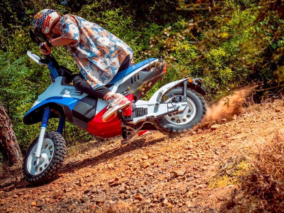 Felo FW03 Elektroroller Cub Motorcross Roller Felo FW03 Elektroroller Cub Motorcross Roller